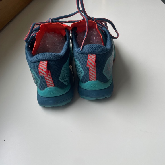 BRAND NEW LA SPORTIVA JACKAL II GORTEX MTN RUNNING WOMEN’S SNEAKERS - Picture 4 of 5